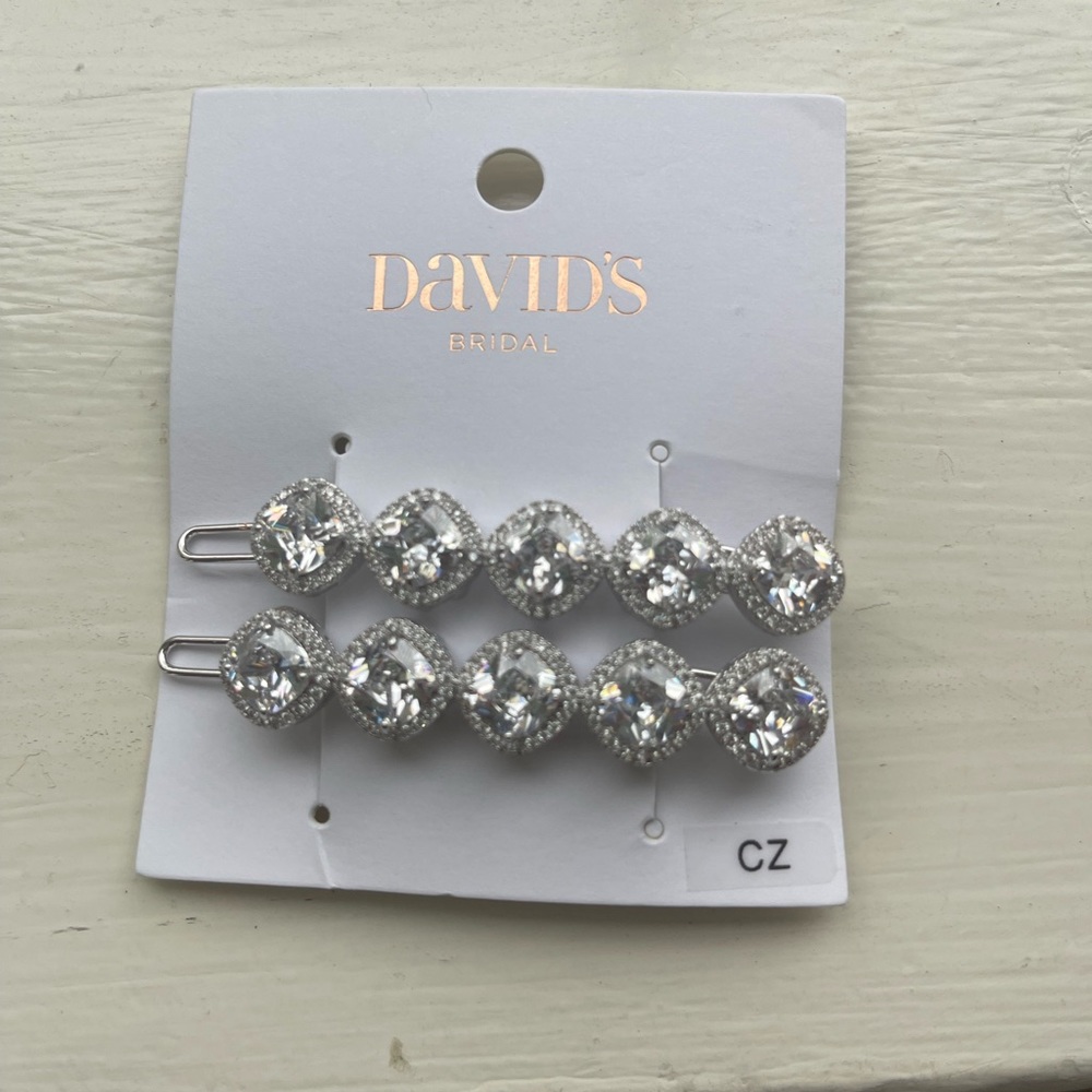 Brand new Davids Bridal hair pins
